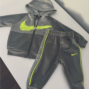 Nike Baby Dri-FIT Infant Tracksuit 2 piece set size 6 months